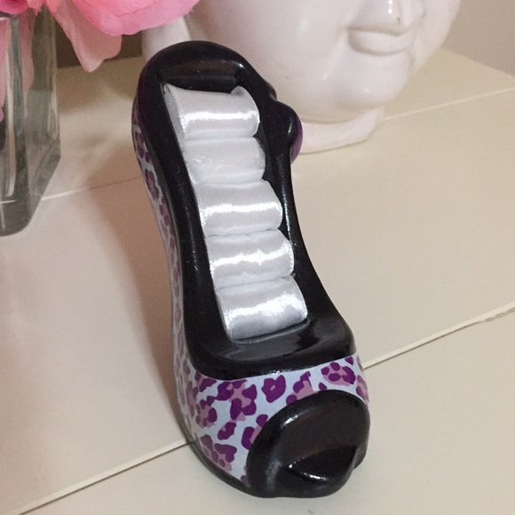 New ring holder leopard print and bow detail - Picture 6 of 7